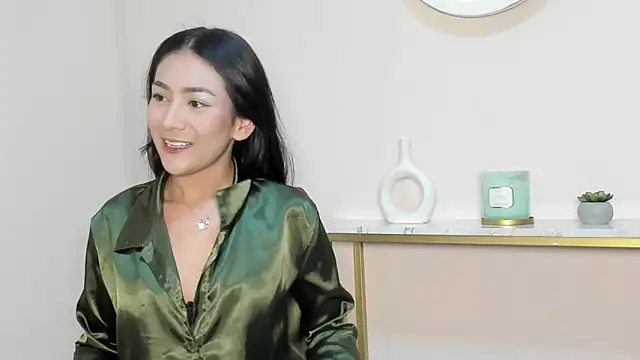 elissaWhite online show from March 2026 01:30:01 AM