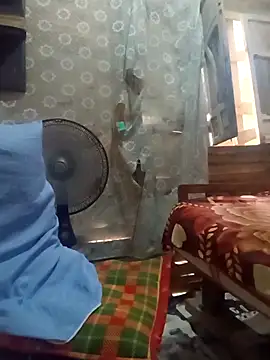 Snapshot of Estebanbigcock23 chatting on December 2025 08:37:01 PM Estebanbigcock23 online show from December 2025 08:37:01 PM