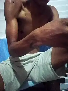 Snapshot of Estebanbigcock23 chatting on November 2025 10:32:01 PM Estebanbigcock23 online show from November 2025 10:32:01 PM