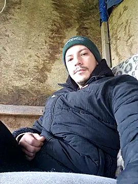 bbyxklaus online show from November 2025 12:37:02 PM