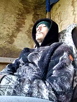 bbyxklaus online show from November 2025 11:21:02 AM