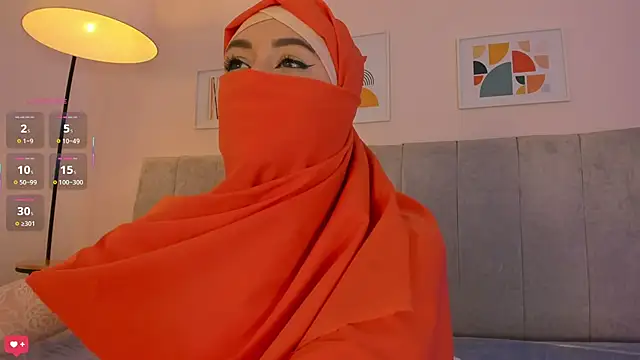 Snapshot of fatiima_ chatting on April 2026 07:07:01 PM fatiima online show from April 2026 07:07:01 PM