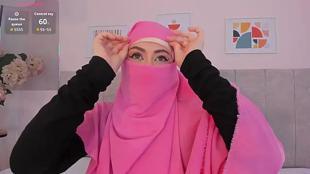 fatiima  online show from February 2026 08:03:02 PM