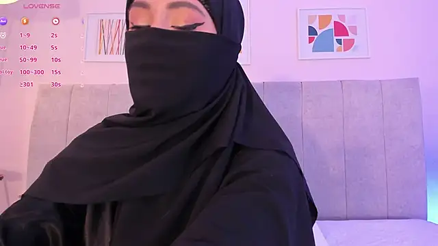 fatiima  online show from June 2026 07:07:01 PM