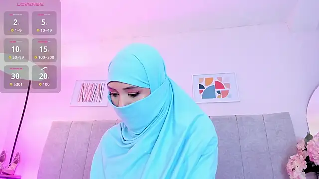 fatiima  online show from November 2025 07:06:01 PM