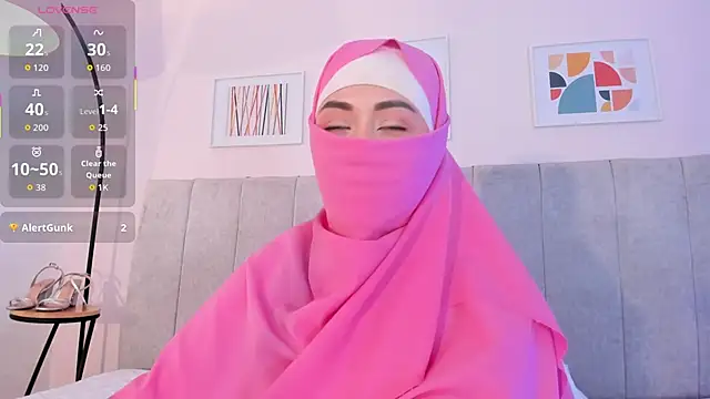 fatiima  online show from March 2026 07:09:01 PM