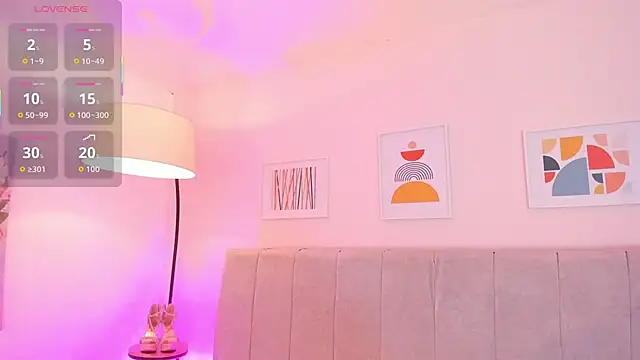 fatiima  online show from December 2025 07:01:01 PM