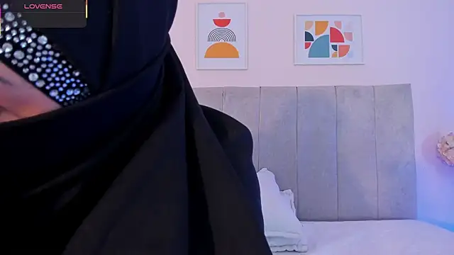 fatiima  online show from March 2026 07:05:02 PM