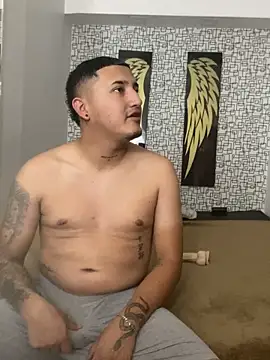 Demon foxes online show from November 2025 07:39:01 PM