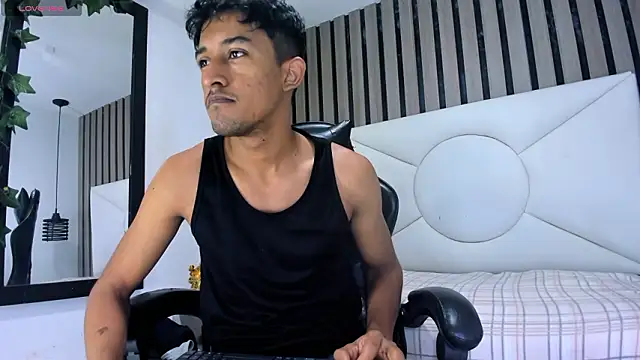 Natzuki 1 online show from February 2026 12:02:02 PM