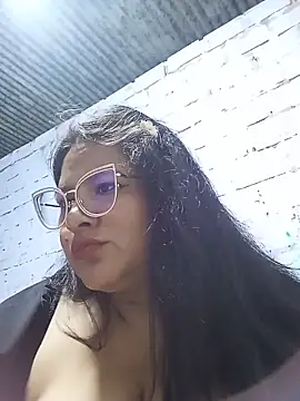 celeste122595 online show from June 2026 04:39:02 AM