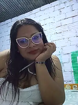 celeste122595 online show from June 2026 03:33:01 AM