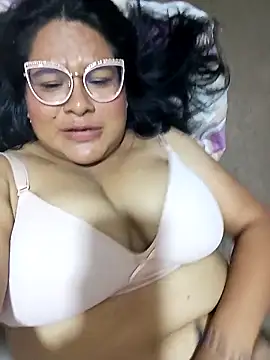 celeste122595 online show from April 2026 01:53:01 AM