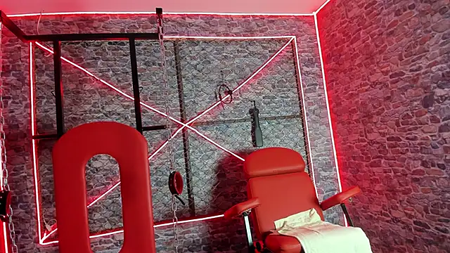 ArohomLester online show from December 2025 07:07:02 PM