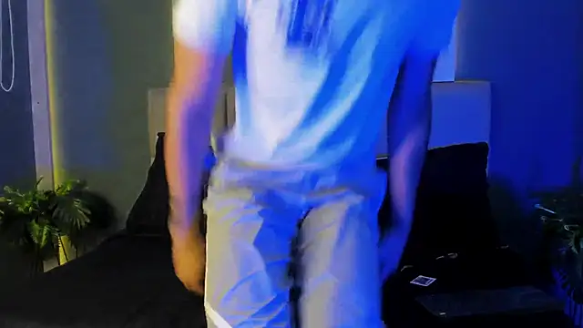 ArohomLester online show from November 2025 11:11:02 AM