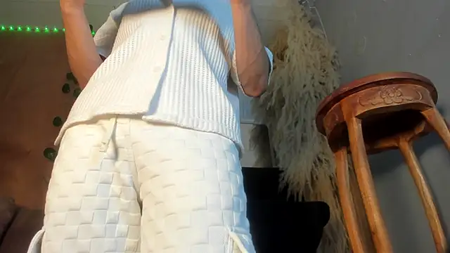 Jax Thunder online show from February 2026 01:22:02 PM