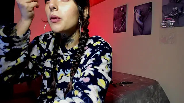 miku st online show from November 2025 12:32:02 AM