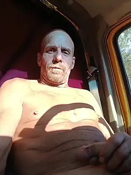 1stcumngo online show from November 2025 08:25:01 PM