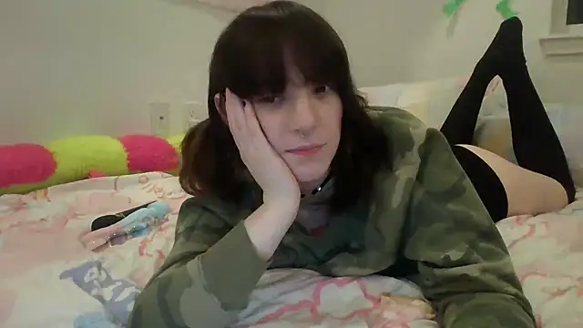 Snapshot of Trickylucy555 chatting on December 2025 09:55:02 AM Trickylucy555 online show from December 2025 09:55:02 AM