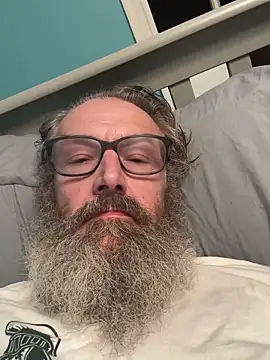 EazyRyder1976 online show from October 2025 03:20:02 AM