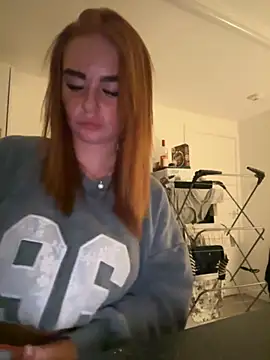 Ellieskyyee1 online show from November 2025 08:36:02 PM