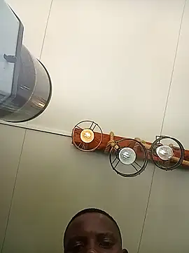 Snapshot of Supreme_makaveli chatting on October 2025 07:18:01 AM Supreme makaveli online show from October 2025 07:18:01 AM