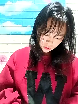 Snapshot of Ana-Li- chatting on October 2025 02:00:01 AM Ana-Li- online show from October 2025 02:00:01 AM