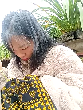 Snapshot of Ana-Li- chatting on October 2025 01:38:02 AM Ana-Li- online show from October 2025 01:38:02 AM