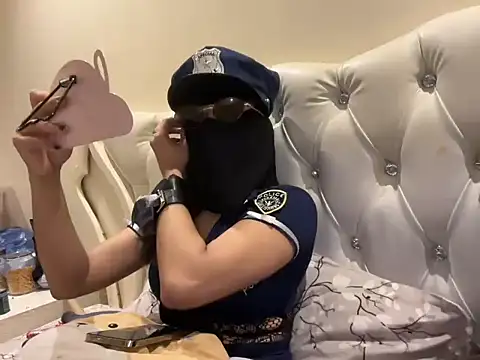 Snapshot of manesa1 chatting on April 2026 04:35:01 AM manesa1 online show from April 2026 04:35:01 AM