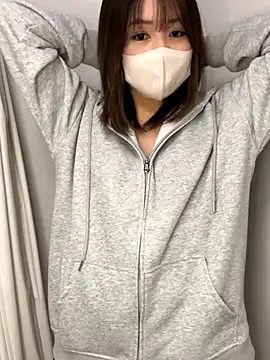 Rui 87 online show from November 2025 10:26:02 AM