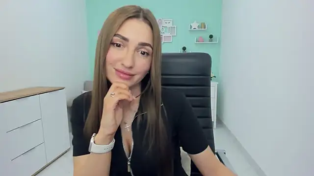 LaraSmelal online show from May 2026 05:07:01 AM