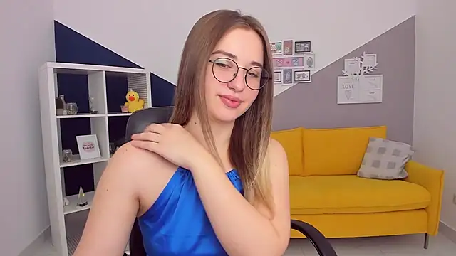 HazelWhityy online show from March 2026 05:40:02 AM