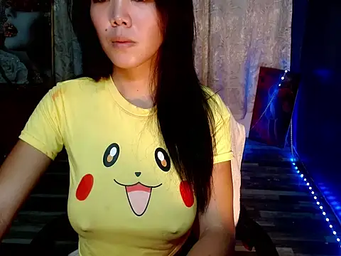 pretty petite asian143 online show from April 2026 04:52:02 PM