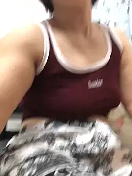 HinayLa online show from February 2026 02:30:01 AM