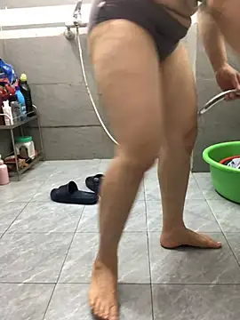 HinayLa online show from March 2026 02:39:01 PM