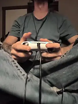 Snapshot of SirDirty34 chatting on December 2025 03:27:02 AM SirDirty34 online show from December 2025 03:27:02 AM