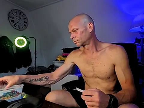 Kinky Play1 online show from July 2026 07:33:01 PM