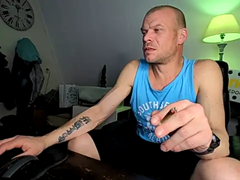 Kinky Play1 online show from March 2026 10:27:01 PM