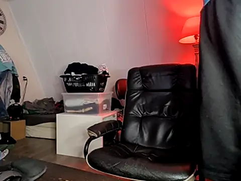 Kinky Play1 online show from March 2026 07:41:02 PM