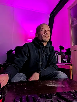 Kinky Play1 online show from January 2026 08:45:02 PM