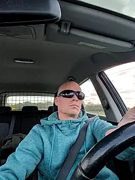 Kinky Play1 online show from April 2026 01:47:01 PM