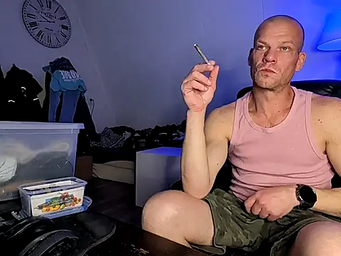 Kinky Play1 online show from March 2026 08:40:01 PM