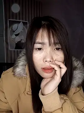 Fish yellow online show from November 2025 10:30:01 PM