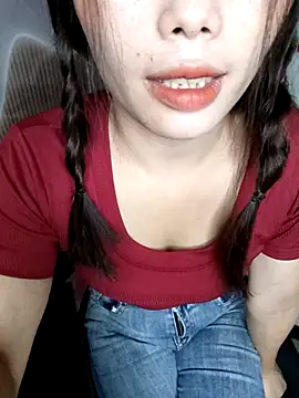 Fish yellow online show from November 2025 01:10:02 AM