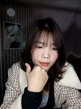 Fish yellow online show from December 2025 01:32:02 PM