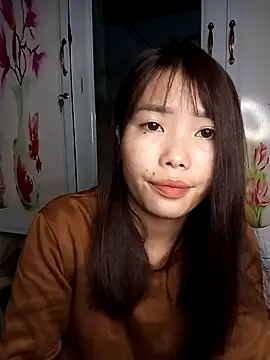 Fish yellow online show from November 2025 07:18:01 PM