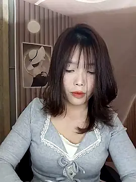 Fish yellow online show from December 2025 07:53:02 AM