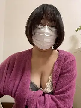 Yurika oO online show from December 2025 11:09:01 AM