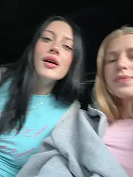 kira mia online show from June 2026 03:51:02 PM