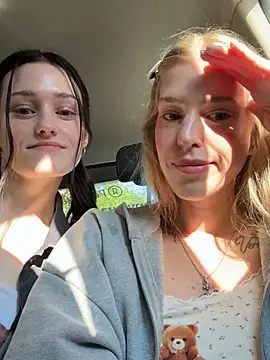 kira mia online show from June 2026 03:57:01 PM